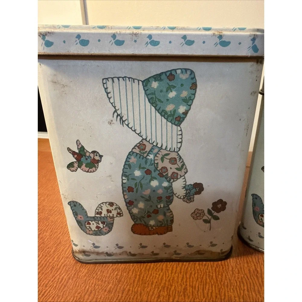 Vtg Set Of 3 Nesting Tins Holly Hobbie Style Floral Patchwork 1980's